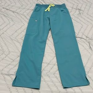 FIGS Kade scrub pants in size XS petite color Eucalyptus
